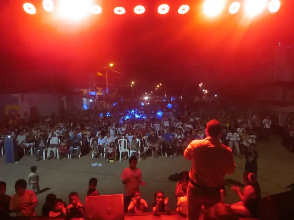 Cena show para 1200 personas en Pedro Carbo