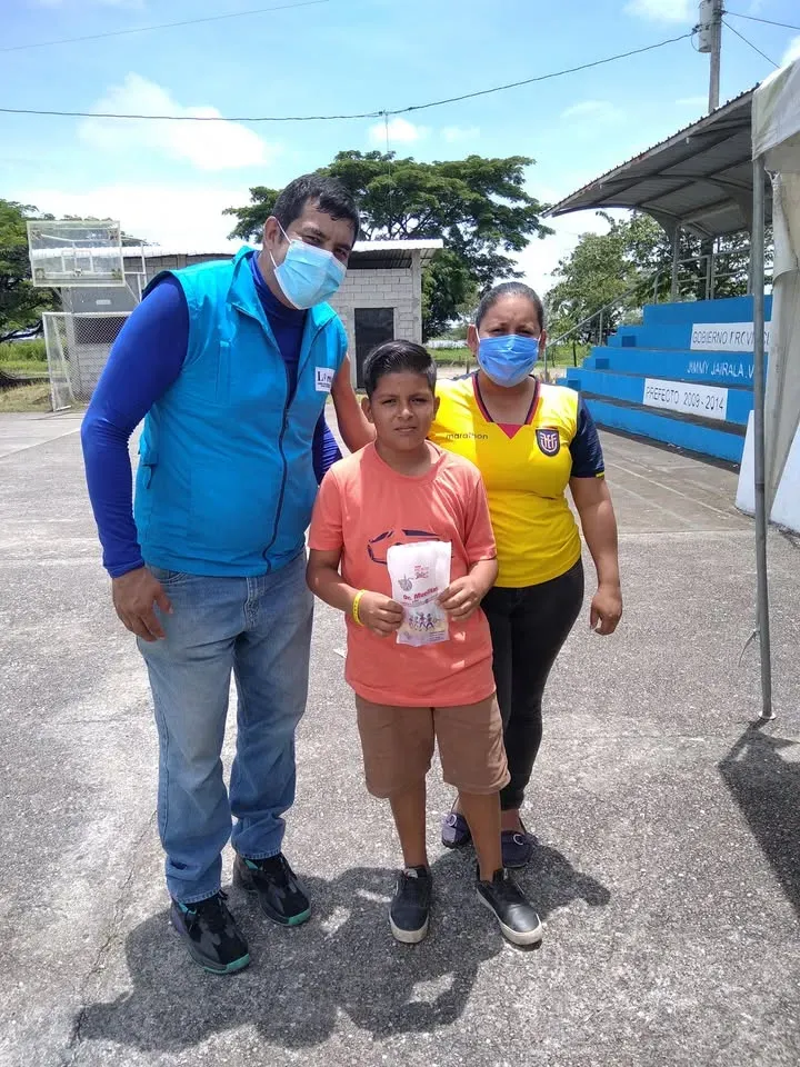 Fundación LIRES brinda atención odontológica a 110 personas en Guayas