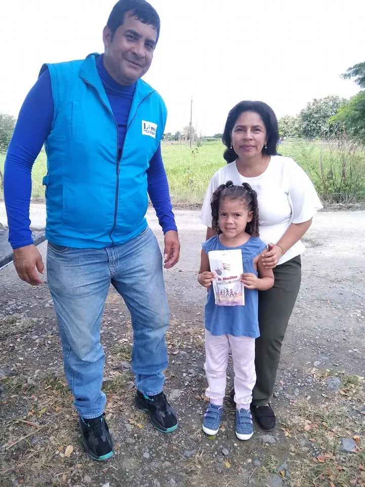 Fundación LIRES brinda atención odontológica a 110 personas en Guayas