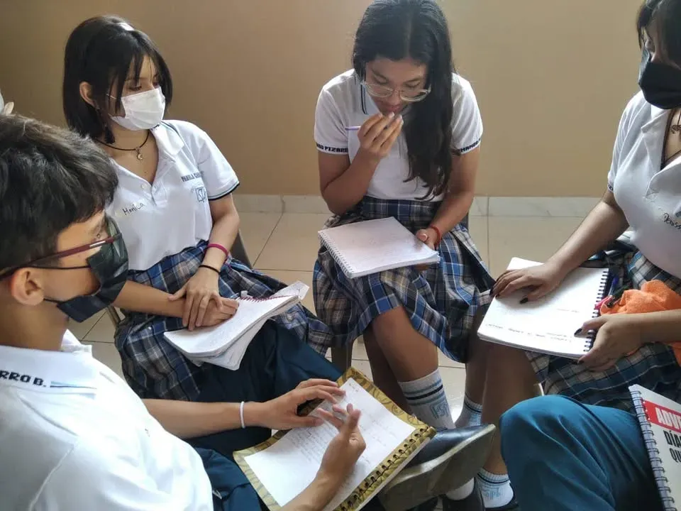 Fundación LIRES capacita en programa Prenatal
