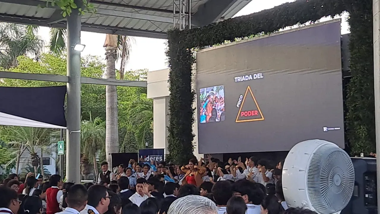 Fundación LIRES en la inauguración de la XIII Promoción Guayaquil