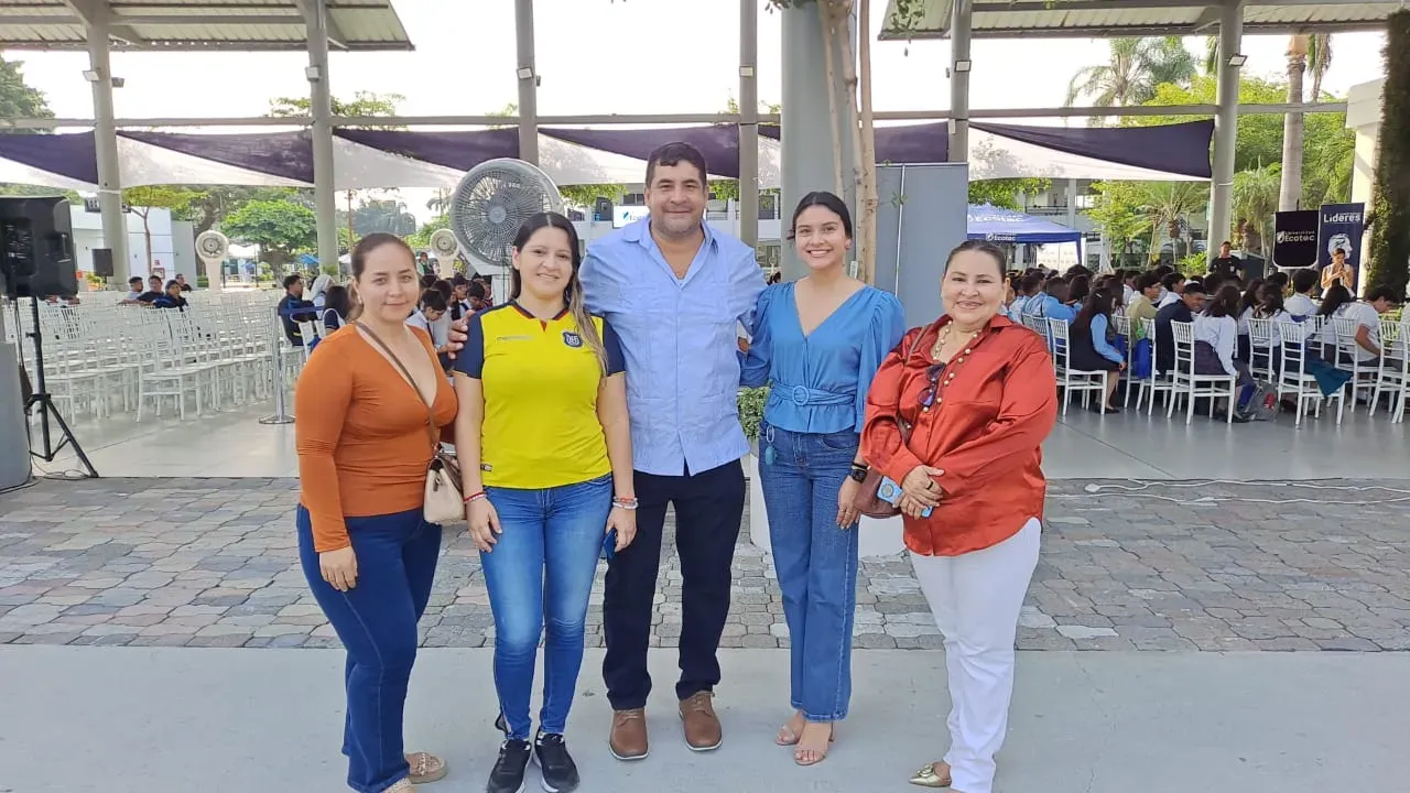 Fundación LIRES en la inauguración de la XIII Promoción Guayaquil