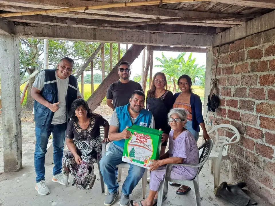 Fundación LIRES lleva alegría a Lomas de Sargentillo