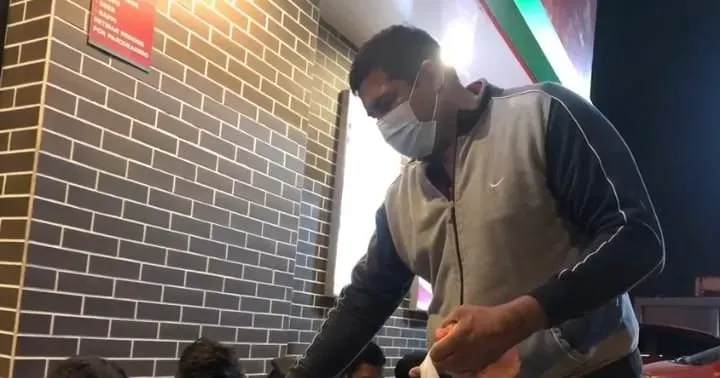 Líderes con Responsabilidad Social visitan hospitales y personas en situación de calle