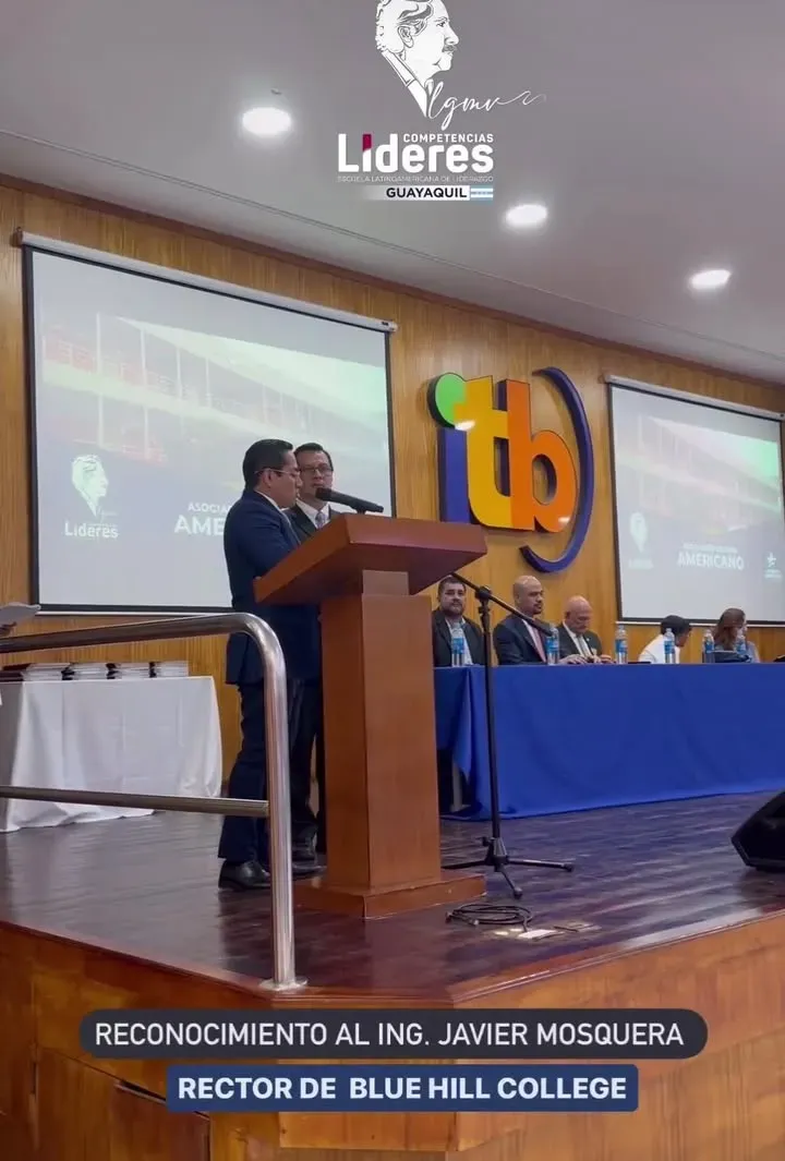 LIRES en ceremonia de incorporación de la XII promoción