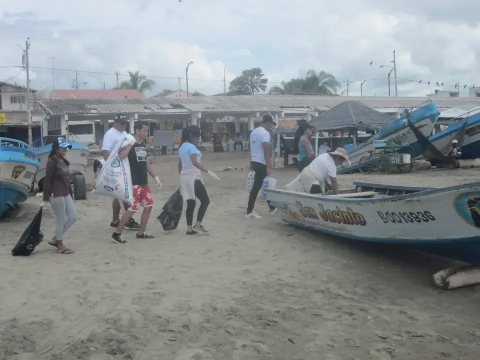 Minga en General Villamil Playas